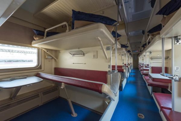 Что нужно знать о плацкартных местах в поезде " Таврия"