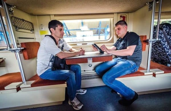 Как правильно вести себя в вагонах поездов РЖД